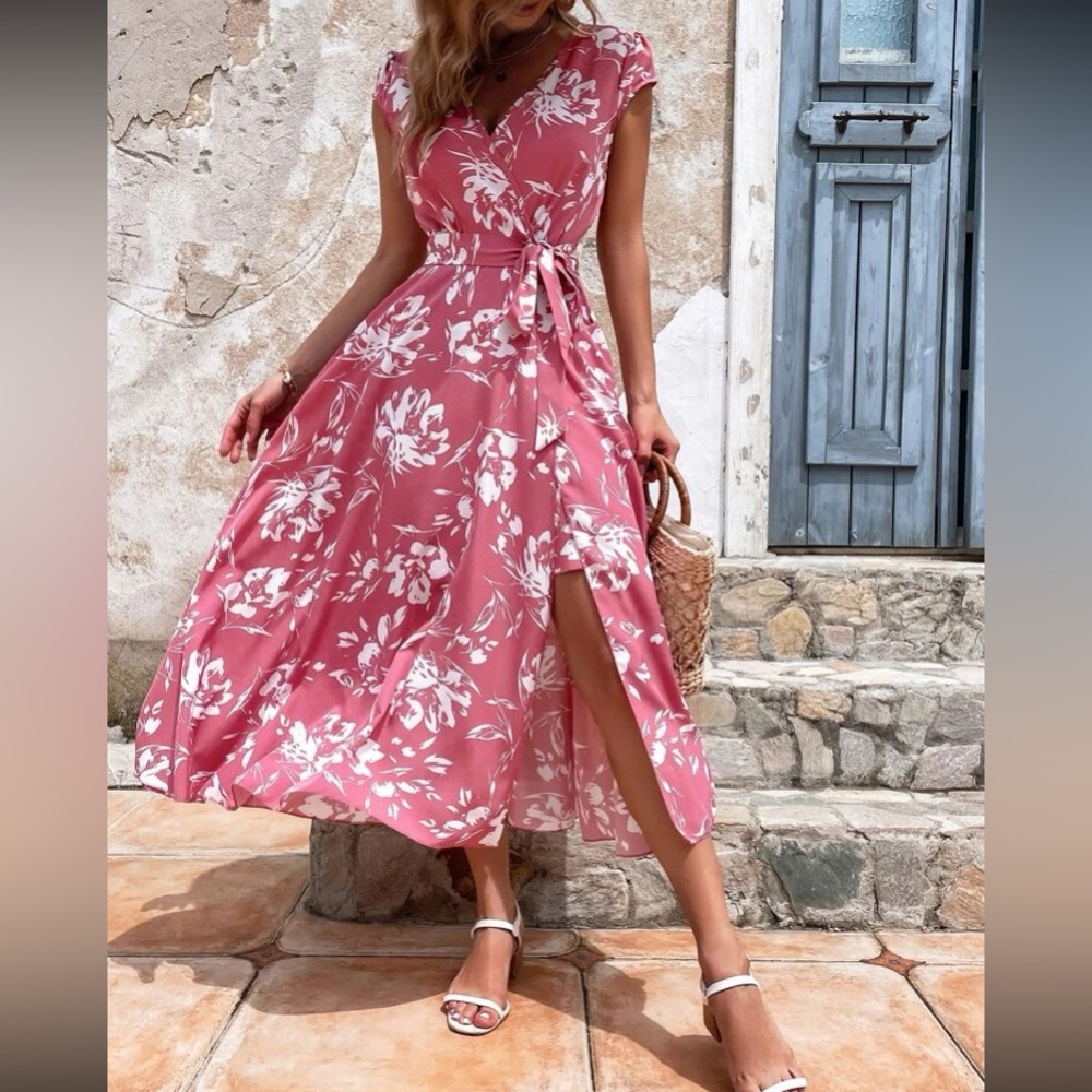 Boho pink floral print wrap dress - Picture 9 of 10